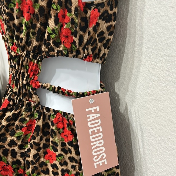 Leopard Print Dress with Red Floral Accents - Picture 7 of 9